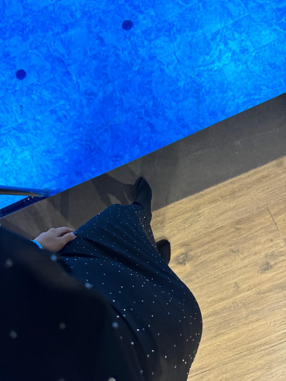 Siyah  Degaje Yaka Kalem Elbise