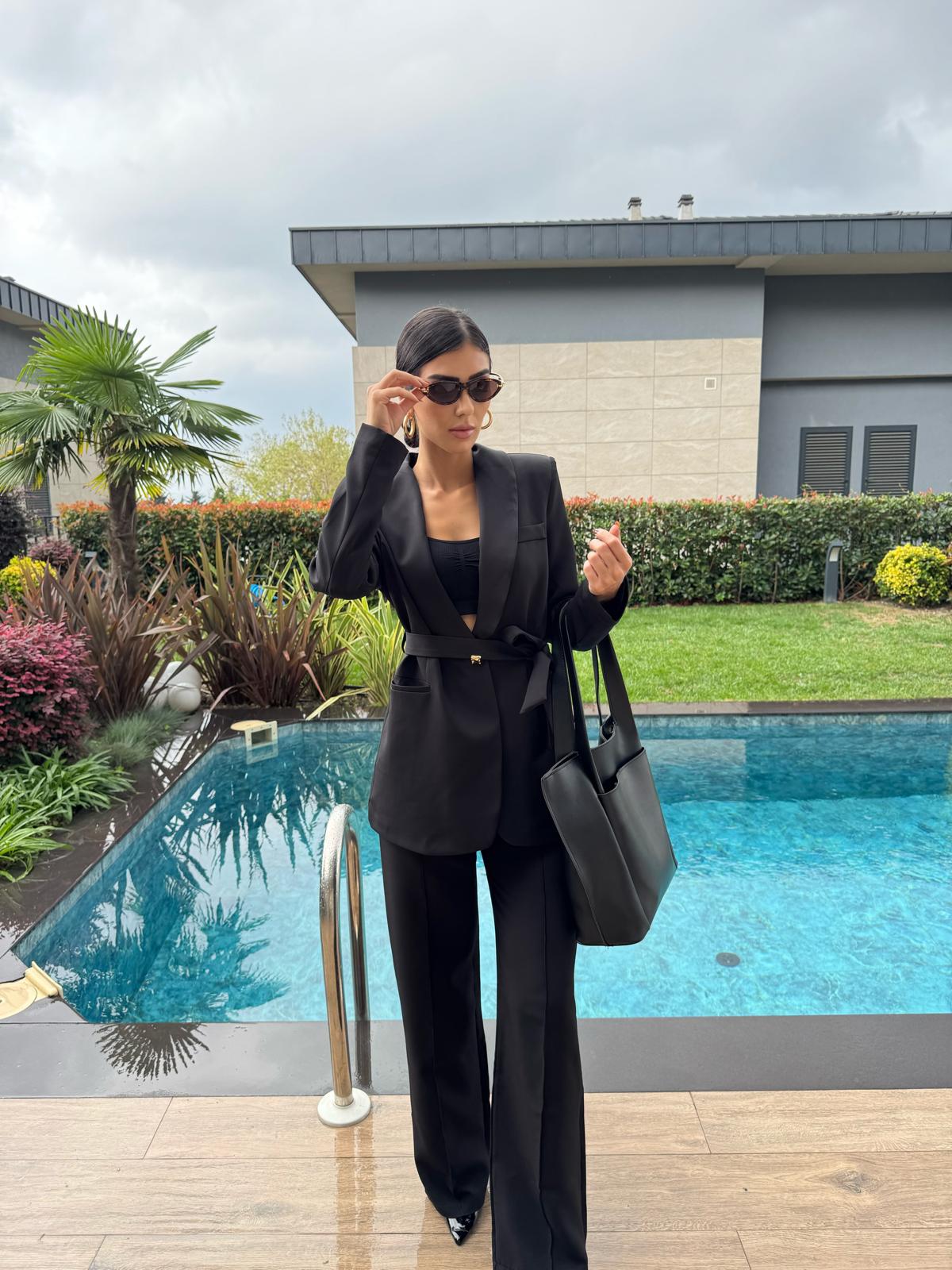 Kuşaklı Blazer Ceket Pantolon Takım Siyah