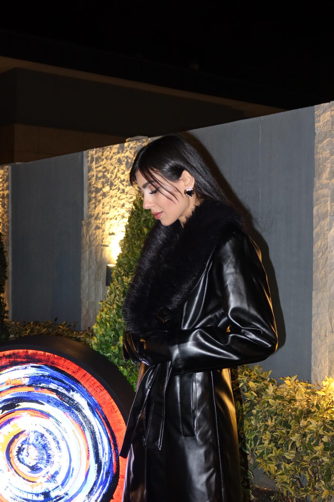 Siyah Buono Yakası Kürklü Deri Kaban