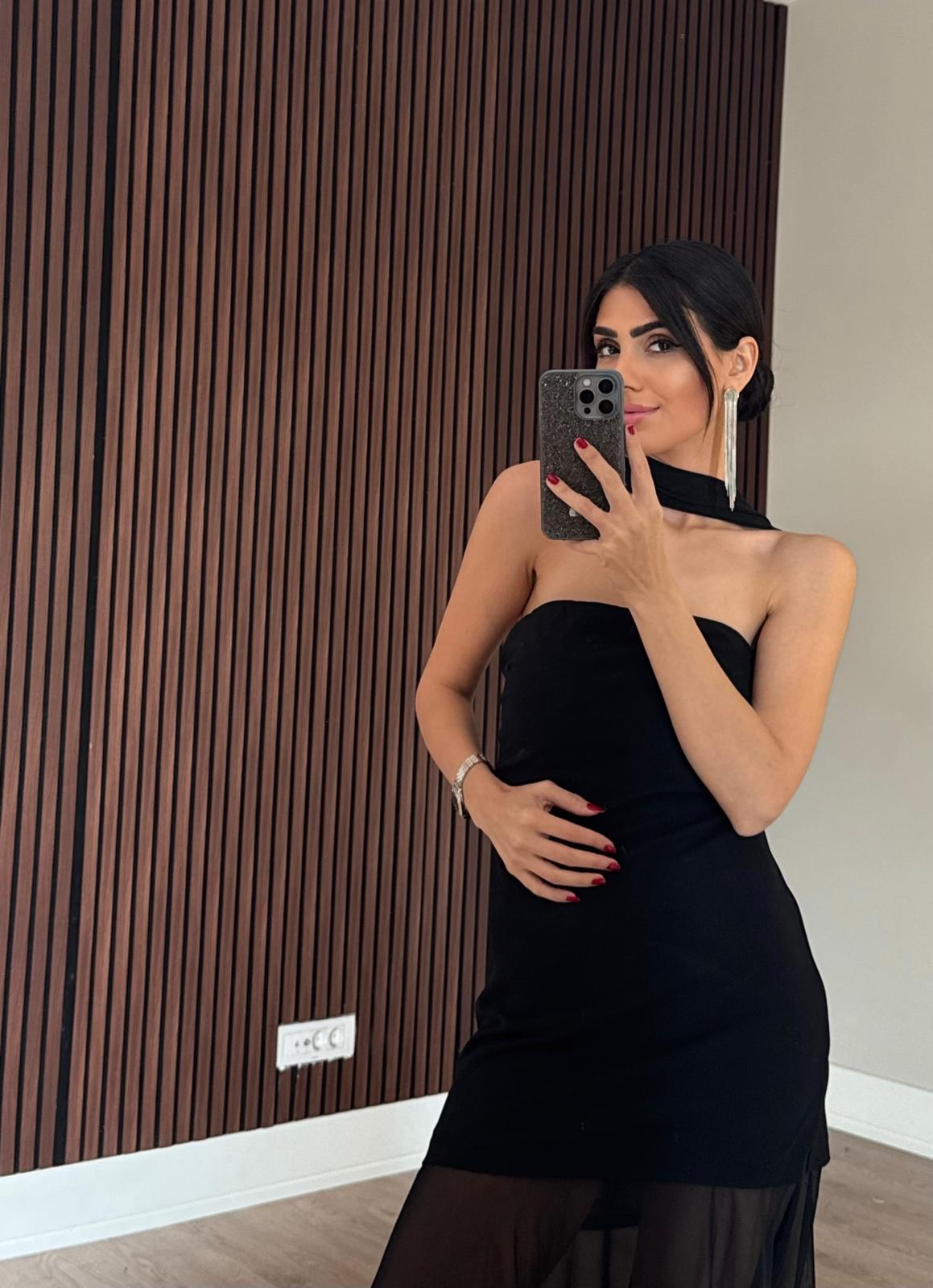 Siyah Straplez Tül Detaylı Elbise