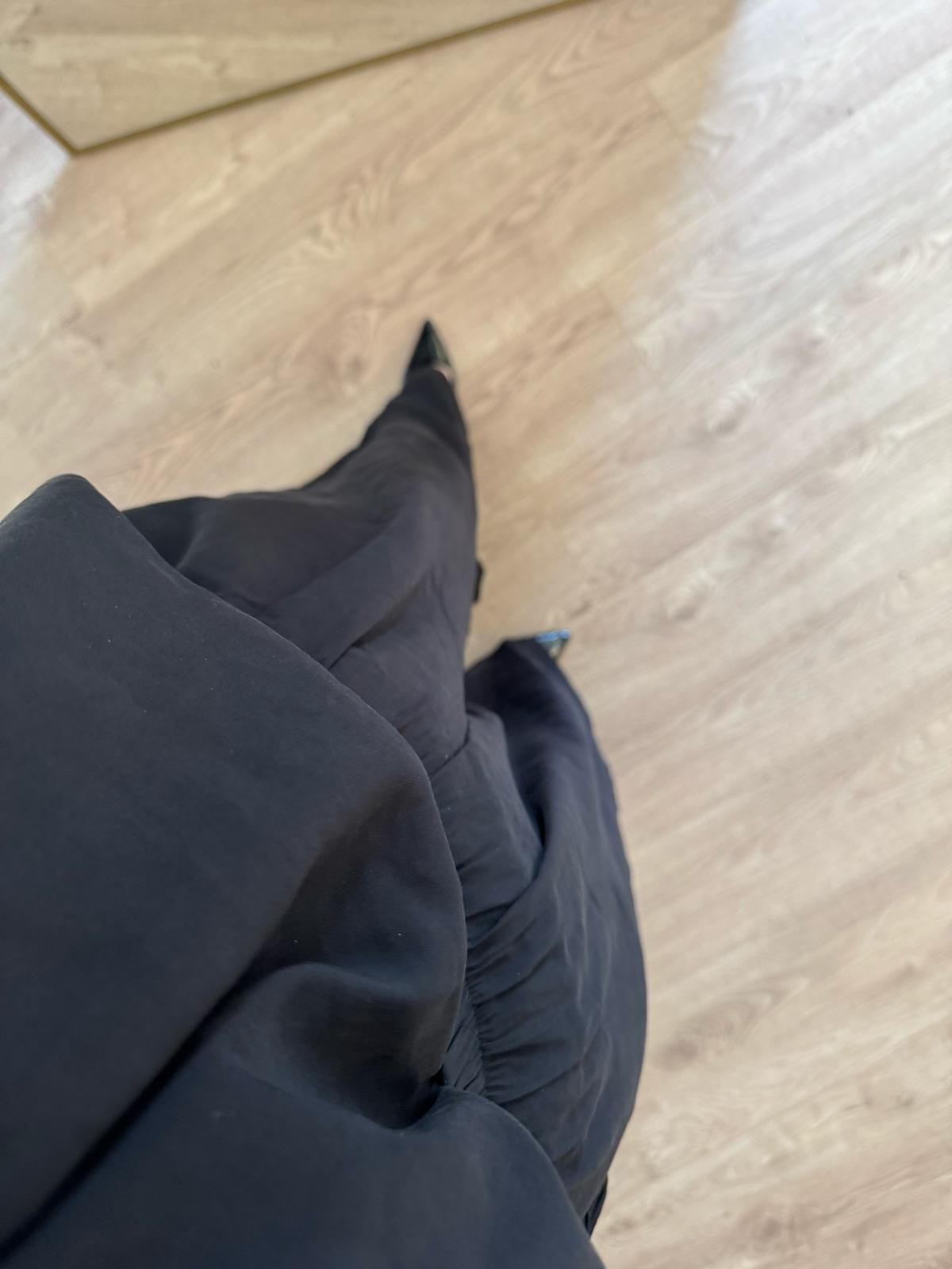 Yakası Pileli Modest Tensel Takım Siyah