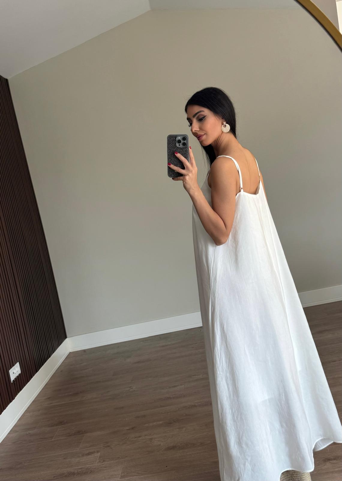 Beyaz Ayarlanabilir Askılı Modal Elbise