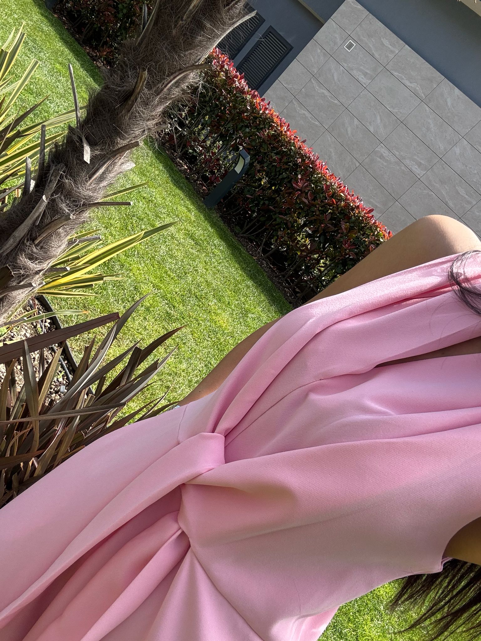 Pembe Kuşaklı Tulum