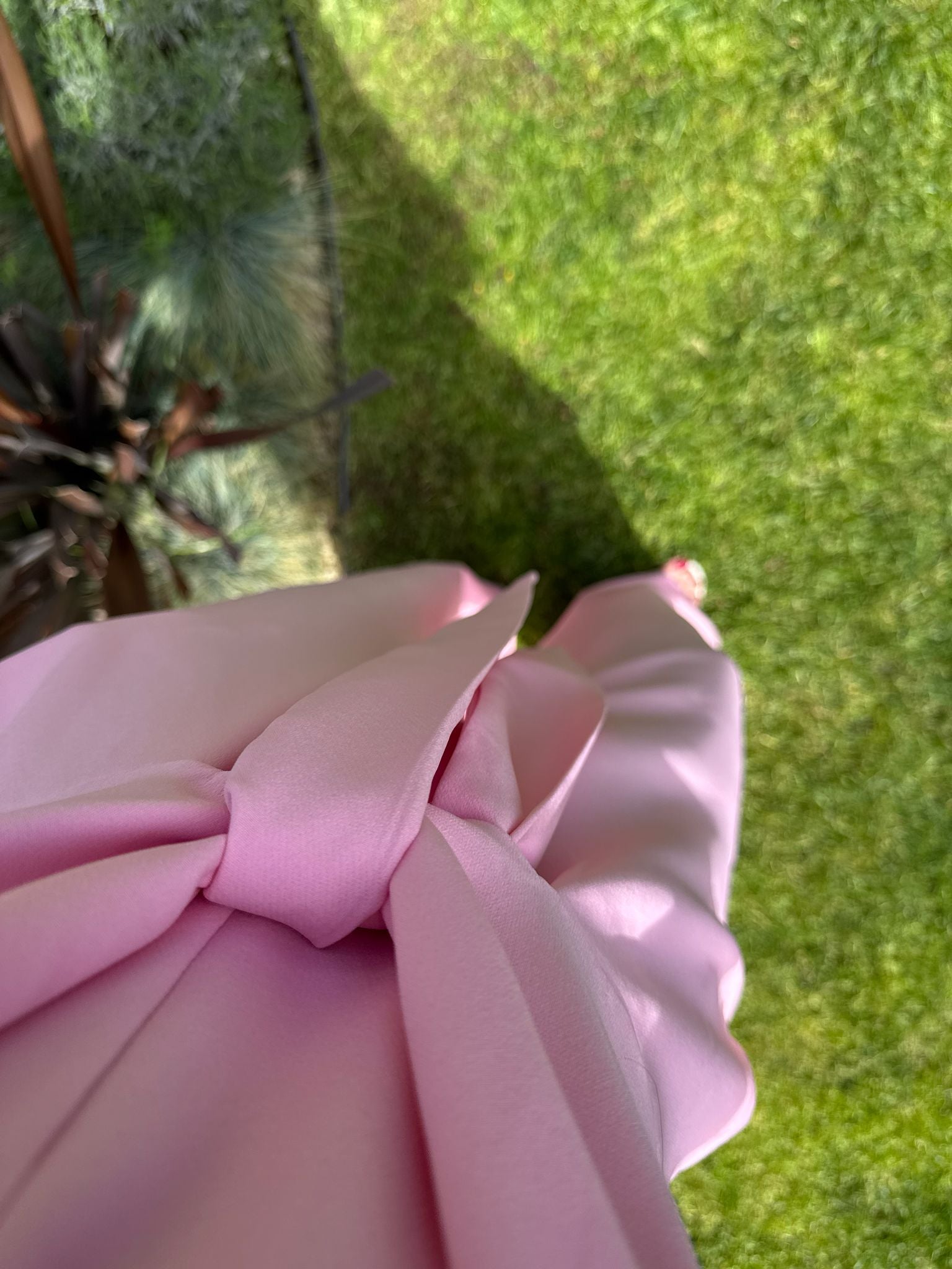 Pembe Kuşaklı Tulum