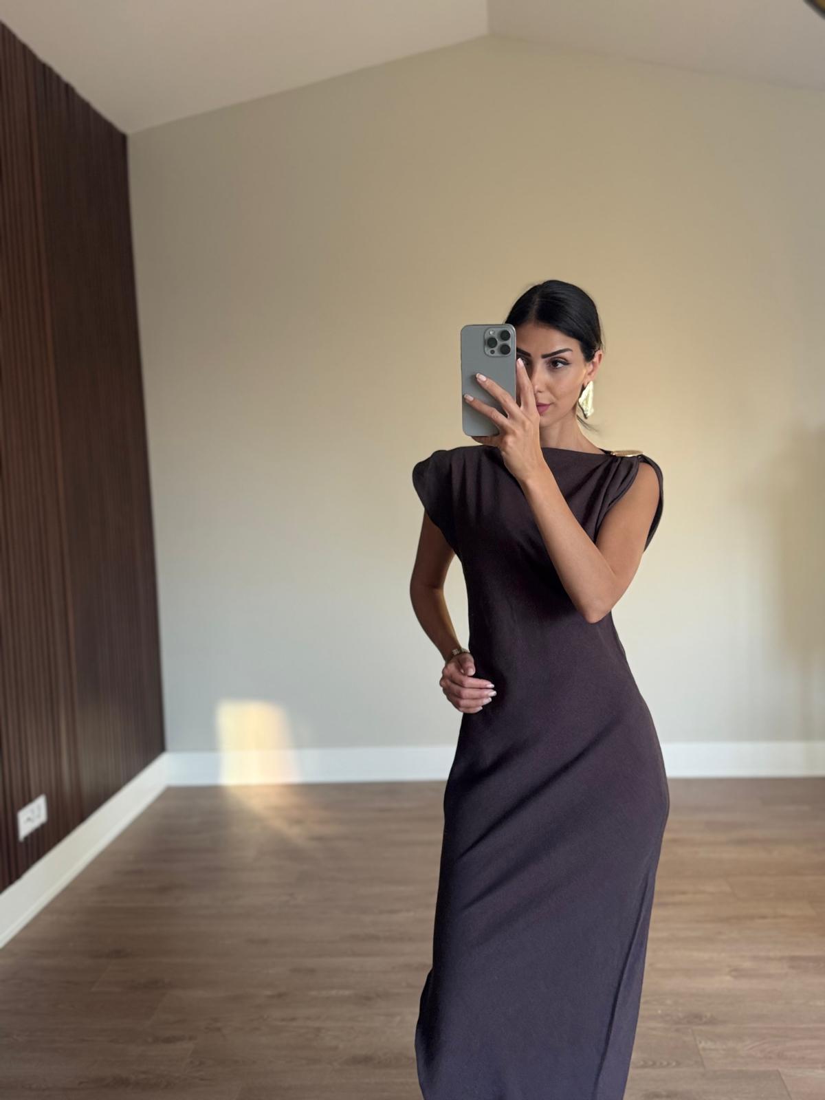 Broş Aksesuarlı Kahve Keten Midi Elbise