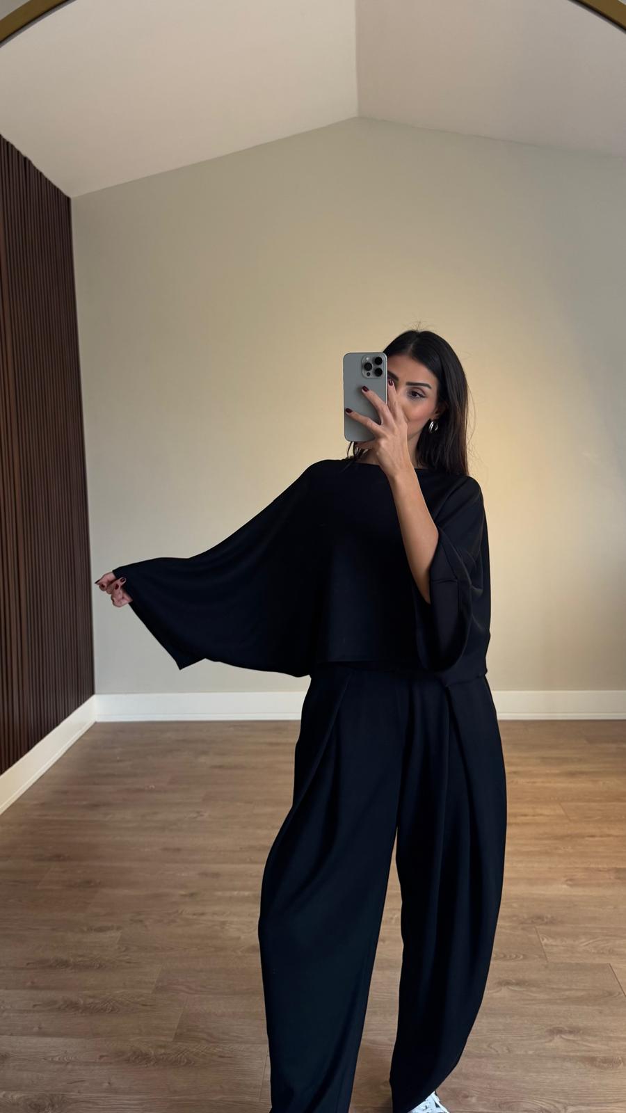 Siyah Modal Ön Pile Detaylı Oys Model Takım